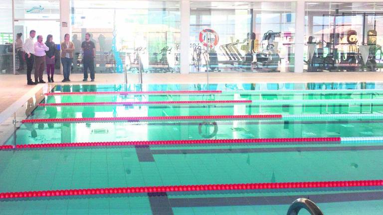 Reapertura al público de la piscina cubierta climatizada Reapertura al público de la piscina cubierta climatizada