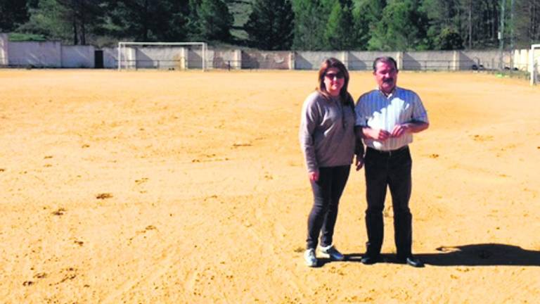 Cortijos Nuevos tendrá un campo de fútbol con césped Cortijos Nuevos tendrá un campo de fútbol con césped