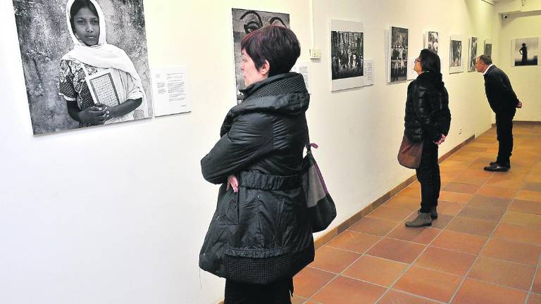 Treinta fotógrafos defienden los Derechos Humanos Treinta fotógrafos defienden los Derechos Humanos