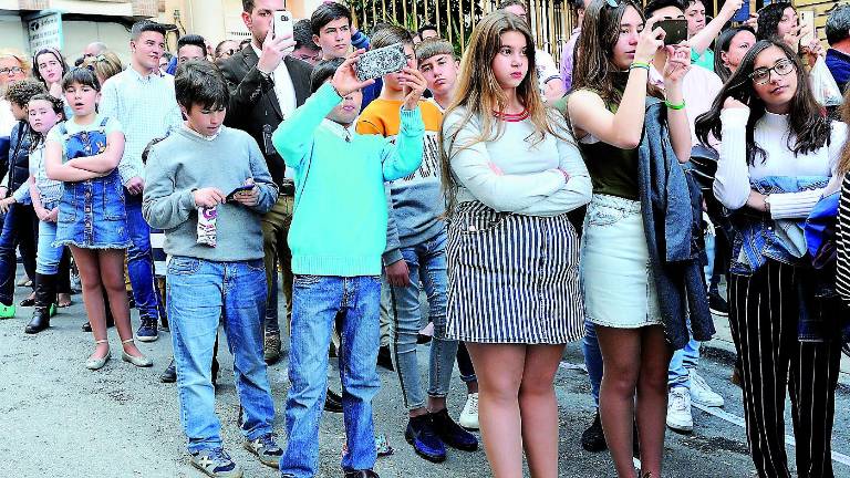 El Silencio se hace eco en la capital del Santo Reino El Silencio se hace eco en la capital del Santo Reino