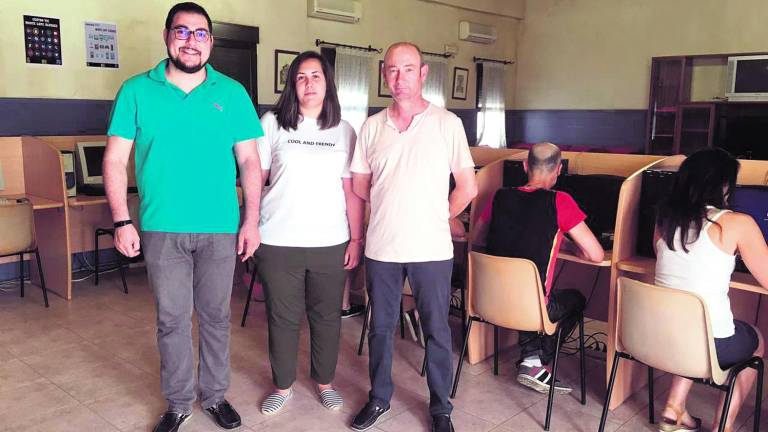 Monte Lope abre un centro para eliminar la brecha digital Monte Lope abre un centro para eliminar la brecha digital