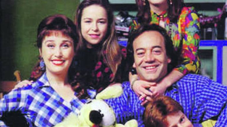 Pepa y Pepe, la historia de una familia de clase media Pepa y Pepe, la historia de una familia de clase media
