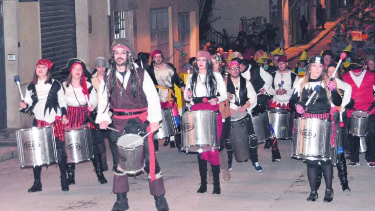 El colorido y la imaginación dan un toque mágico a los carnavales El colorido y la imaginación dan un toque mágico a los carnavales
