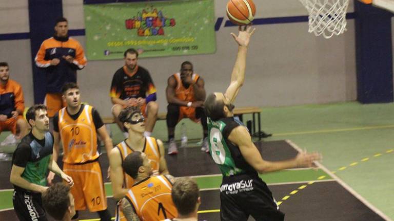 El CB Andújar salva la jornada para los equipos de la Liga EBA El CB Andújar salva la jornada para los equipos de la Liga EBA