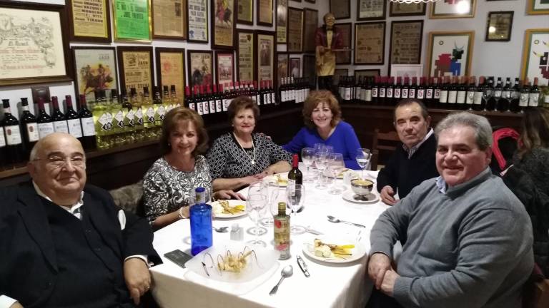 Un brindis por la amistad Un brindis por la amistad