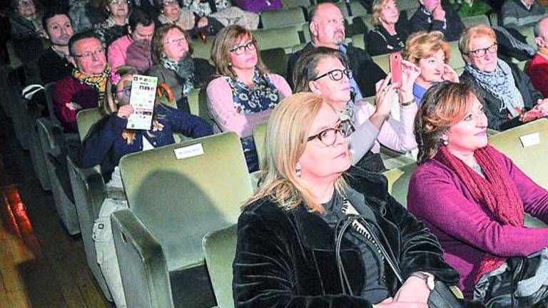 “San Antón tiene su sustrato en una sociedad agrícola” “San Antón tiene su sustrato en una sociedad agrícola”
