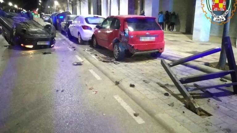 Accidente de tráfico en el Paseo de España