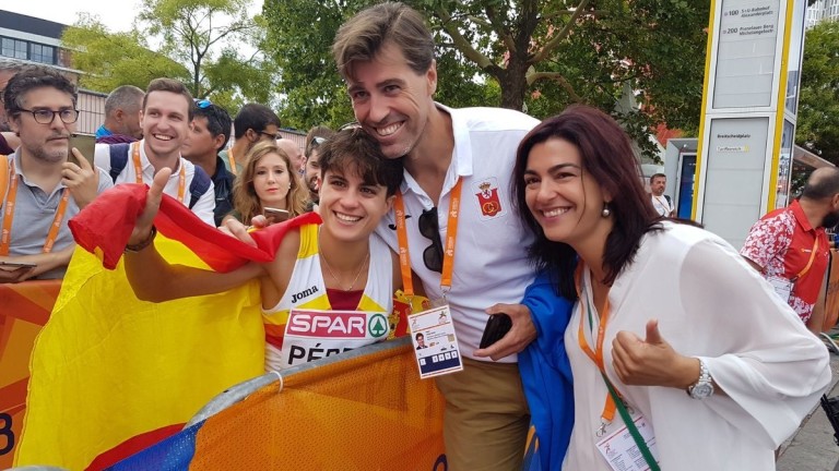 Los atletas Álvaro Martín y María Pérez dan a España un doble baño de oro