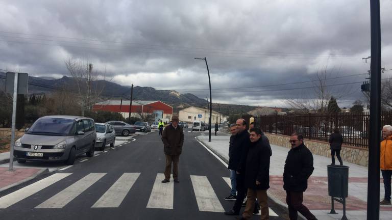 Un acceso a Pozo Alcón más seguro y mejor equipado Un acceso a Pozo Alcón más seguro y mejor equipado