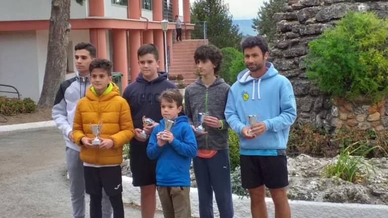Éxito en el Circuito Andaluz Tenis Tour de promoción en Alcalá la Real Éxito en el Circuito Andaluz Tenis Tour de promoción en Alcalá la Real