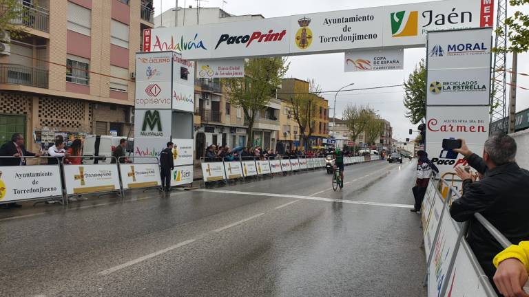 Sergio Román Martín gana la Clásica de Torredonjimeno Sergio Román Martín gana la Clásica de Torredonjimeno