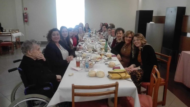 Reunión de mujeres en Villargordo