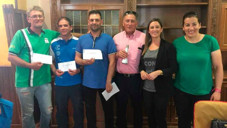 Antonio José Ortega impone su dominio en el Trofeo Alcaldesa de La Carolina Antonio José Ortega impone su dominio en el Trofeo Alcaldesa de La Carolina