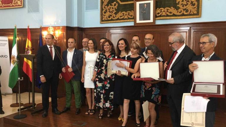 Reconocimiento a una labor Reconocimiento a una labor