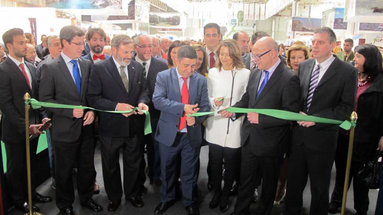 Todo el esplendor de la provincia en la Feria de los Pueblos Todo el esplendor de la provincia en la Feria de los Pueblos