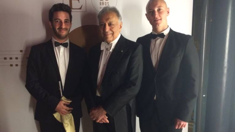 Bajo la batuta de Zubin Mehta Bajo la batuta de Zubin Mehta