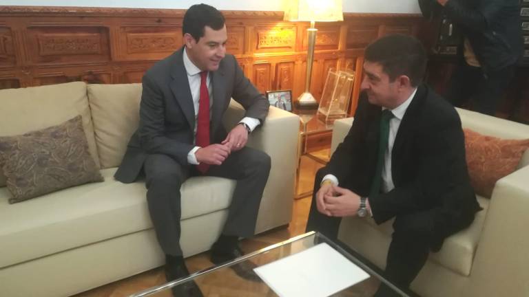 Moreno Bonilla se interesa por los problemas de la capital Moreno Bonilla se interesa por los problemas de la capital