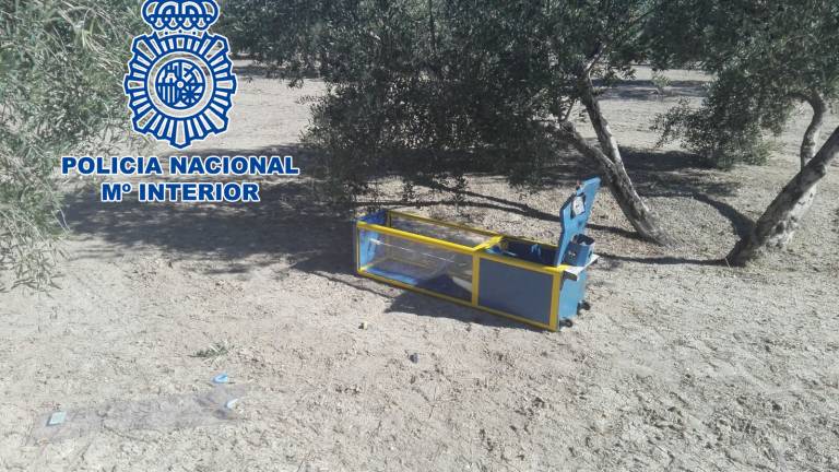 Detenido por robar máquinas de bolas en los bares en Úbeda Detenido por robar máquinas de bolas en los bares en Úbeda