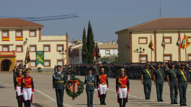 Muestra de orgullo español en la Academia de Baeza Muestra de orgullo español en la Academia de Baeza