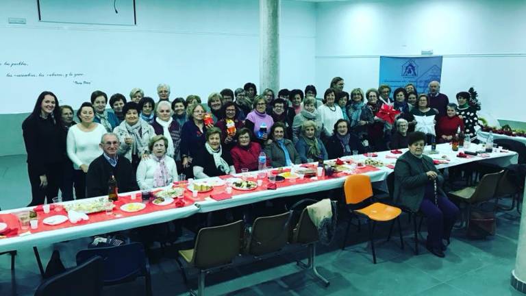 Juegos, comida y diversión Juegos, comida y diversión