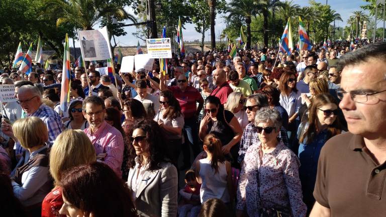 La ciudad quiere vivir su futuro con puestos de trabajo y dignidad