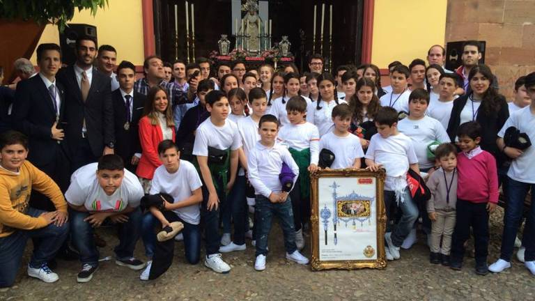 Las Cruces de Mayo se inician con retraso a causa de la lluvia