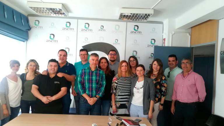 El PSOE se reúne con los empresarios El PSOE se reúne con los empresarios