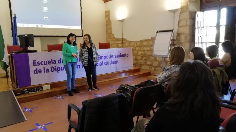Formación en feminismo junto a la Diputación Formación en feminismo junto a la Diputación