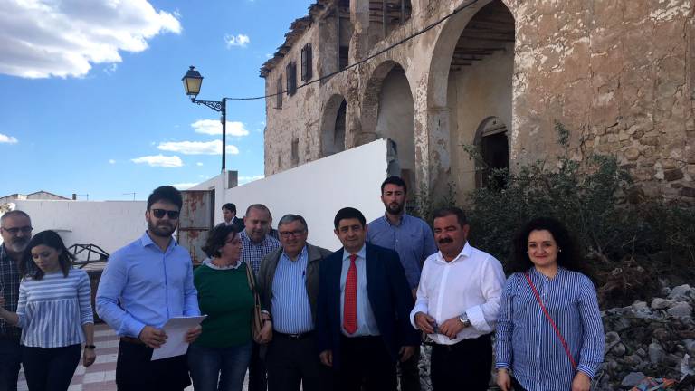 Freno a la ruina del palacio de los Condes de Torralba