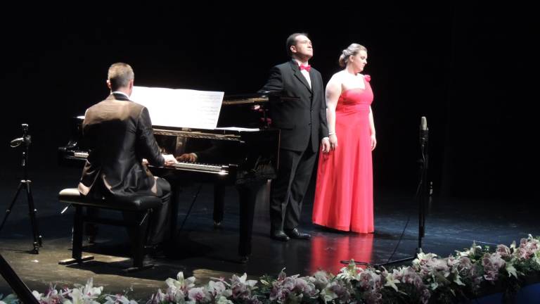 Velada de ópera en Alcaudete con Buendía Velada de ópera en Alcaudete con Buendía