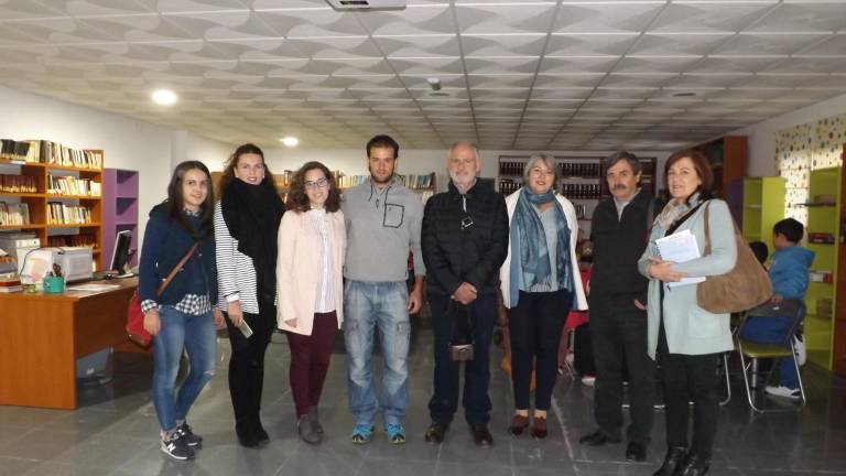 Cambil abre su biblioteca Cambil abre su biblioteca