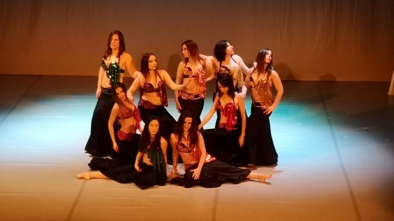 La danza oriental como expresión de generosidad La danza oriental como expresión de generosidad