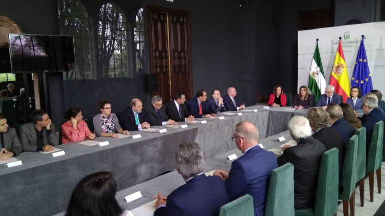 Diario JAÉN rubrica con la Junta la eliminación de publicidad de contenido sexual Diario JAÉN rubrica con la Junta la eliminación de publicidad de contenido sexual