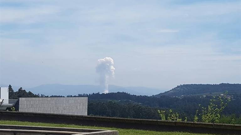 Al menos cuatro muertos y 12 heridos en una explosión de material de pirotecnia Al menos cuatro muertos y 12 heridos en una explosión de material de pirotecnia