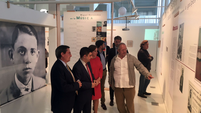 Granada acoge la exposición itinerante de Miguel Hernández