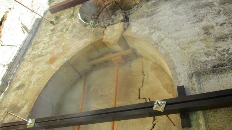 Abandono, basura y botellón en Santo Domingo de Silos