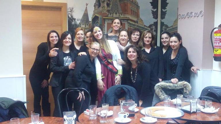 Despedida de soltera de Verónica en una churrería Despedida de soltera de Verónica en una churrería