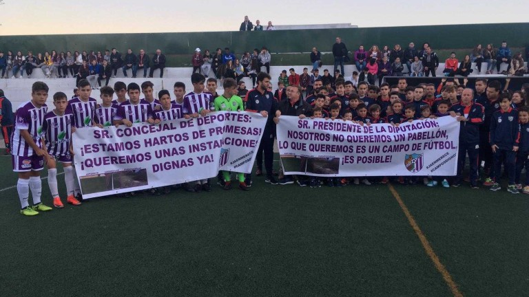 El Atlético Jaén solicita campos más dignos