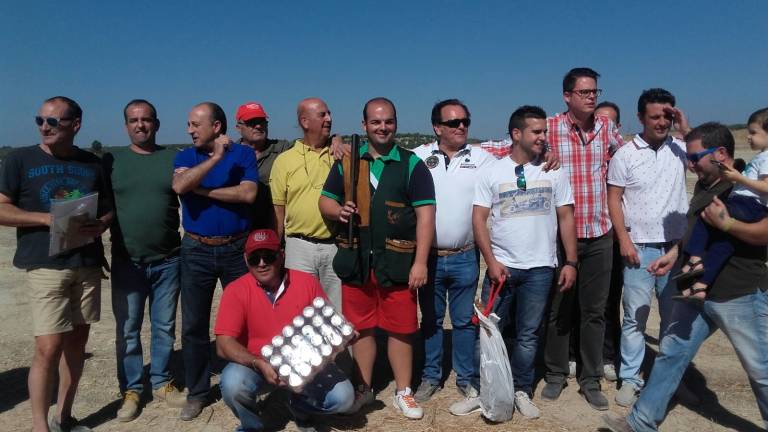 Cazadores de Úbeda, con la Asociación Síndrome de Down Cazadores de Úbeda, con la Asociación Síndrome de Down