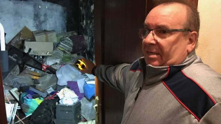 Un vecino de Antonio Díaz denuncia filtraciones de aguas fecales en su casa Un vecino de Antonio Díaz denuncia filtraciones de aguas fecales en su casa