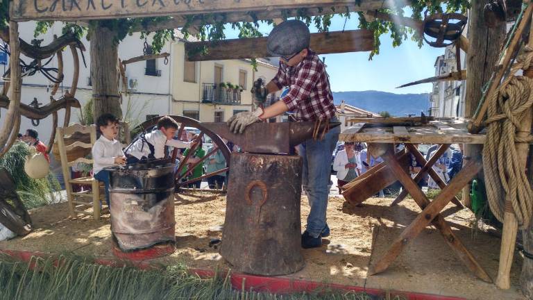 Vistosa romería hasta el Mastizar Vistosa romería hasta el Mastizar