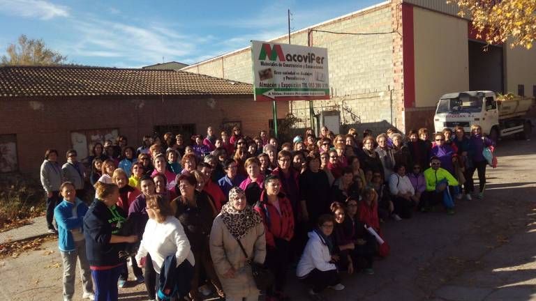 Mujeres de Huelma dan “Un millón de pasos” Mujeres de Huelma dan “Un millón de pasos”