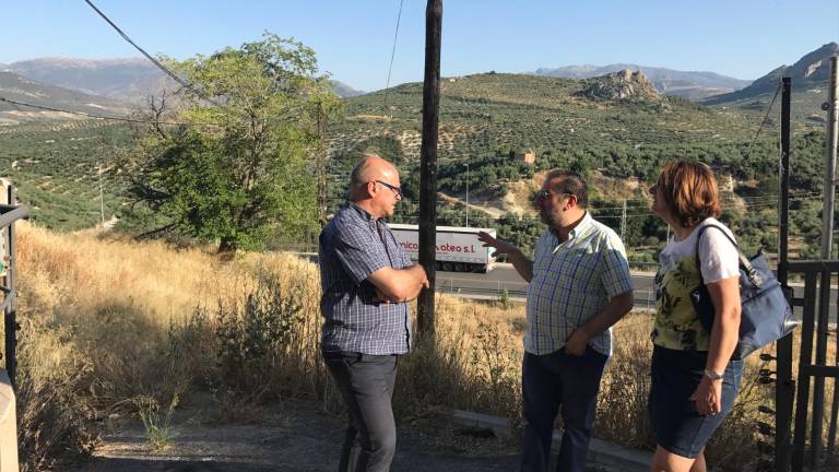 Vecinos de La Alameda reclaman limpieza en solares Vecinos de La Alameda reclaman limpieza en solares