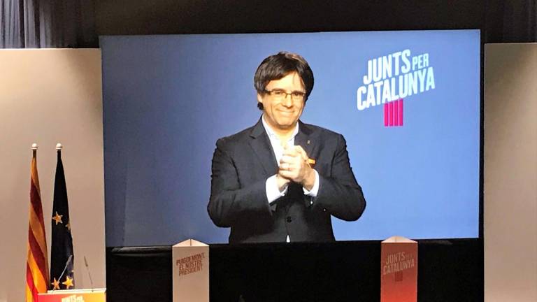 Puigdemont piensa en ser investido antes de su detención Puigdemont piensa en ser investido antes de su detención