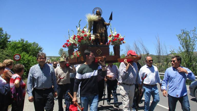 Día de asueto entre olivares Día de asueto entre olivares