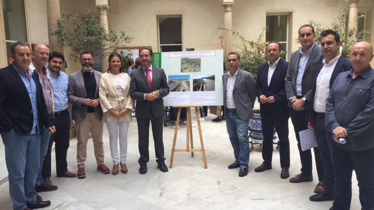 Cerca de un millón de euros para la A-311 entre Andújar y La Higuera Cerca de un millón de euros para la A-311 entre Andújar y La Higuera