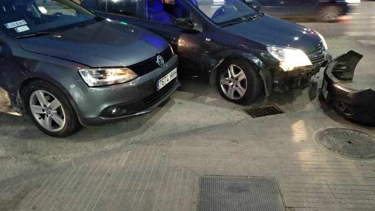 Dos policías heridos en una espectacular persecución Dos policías heridos en una espectacular persecución