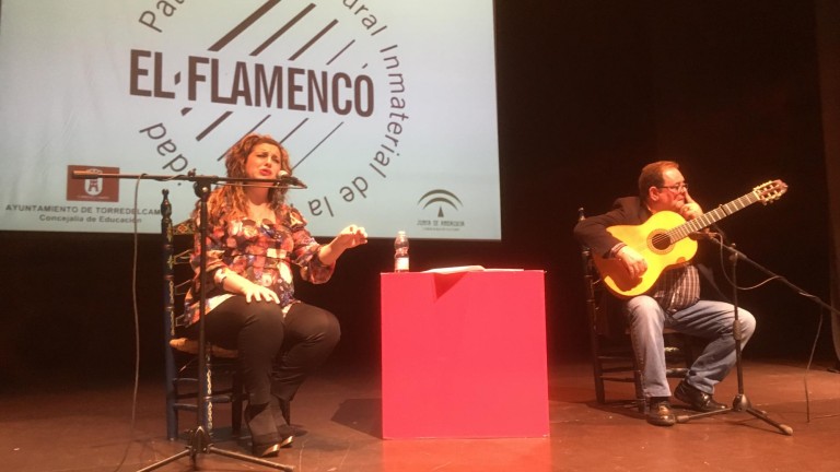 Conferencia sobre la riqueza del flamenco