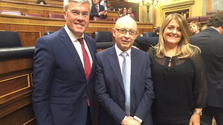 “Sus señorías” del Santo Reino “Sus señorías” del Santo Reino