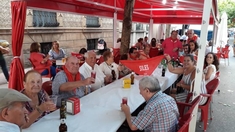 Siles reúne fiesta y tradición